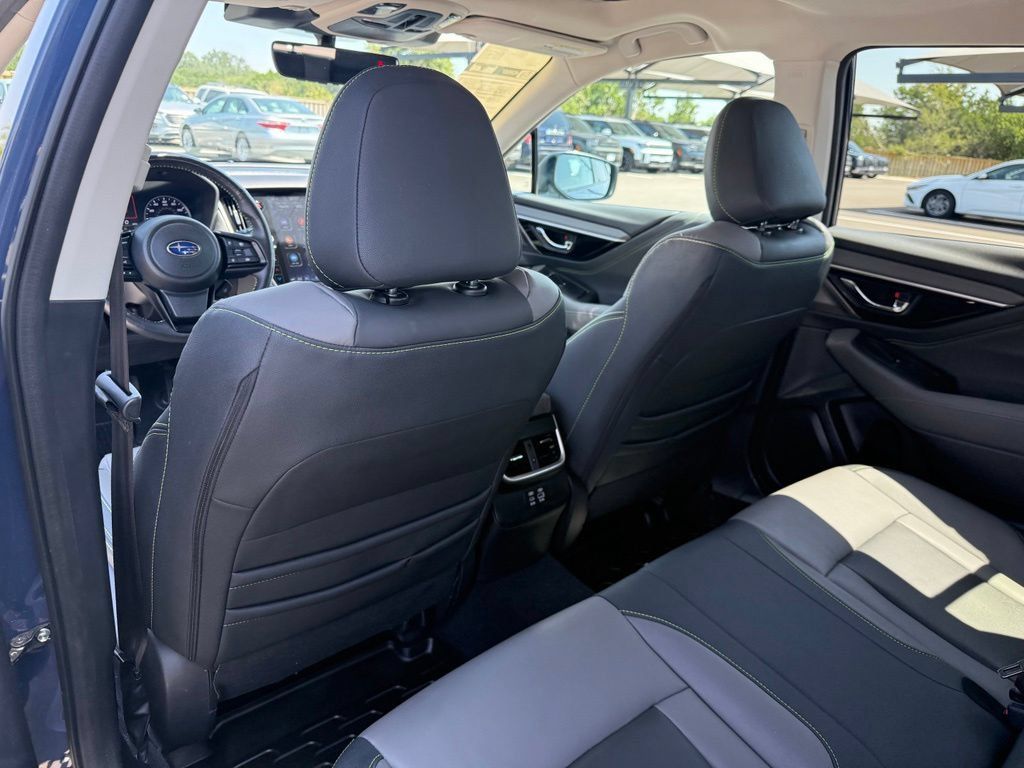 Used 2024 Subaru Outback Onyx Edition AWD/4WD image 20