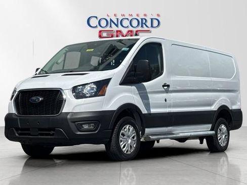 Used 2025 Ford Transit 250 Low Roof w/ Exterior Upgrade Package RWD image 8