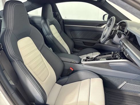 Used 2025 Porsche 911 Turbo S AWD/4WD image 9
