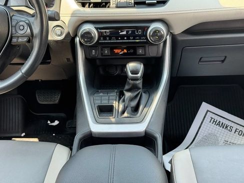 Used 2019 Toyota RAV4 XLE Premium w/ Cold Weather Package AWD/4WD image 19