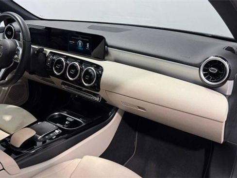 Used 2021 Mercedes-Benz A 220 A 220 image 12