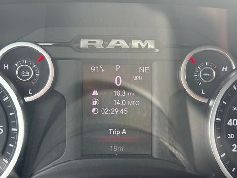 New 2026 RAM 1500 Express AWD/4WD image 23