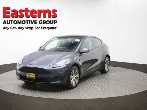 Used 2020 Tesla Model Y Long Range image 51