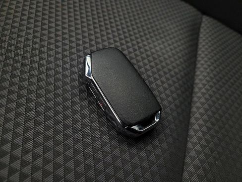 Used 2023 Kia Soul LX image 32