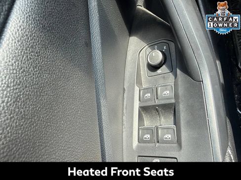 Used 2024 Volkswagen Jetta SE FWD image 9