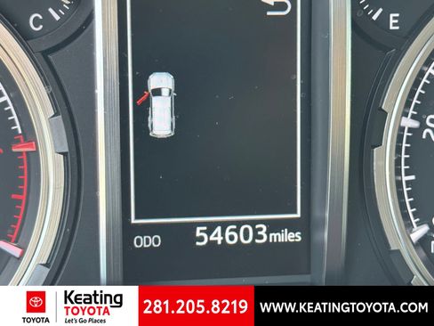 Used 2021 Toyota 4Runner Limited AWD/4WD image 15