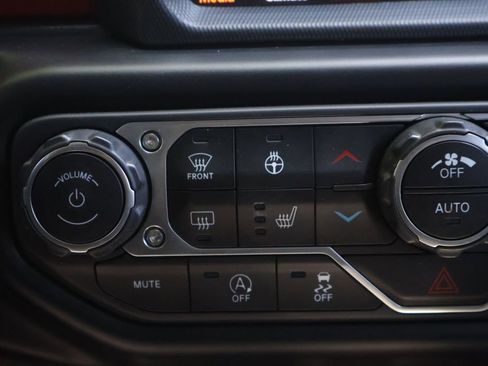 Used 2021 Jeep Gladiator Rubicon AWD/4WD image 22