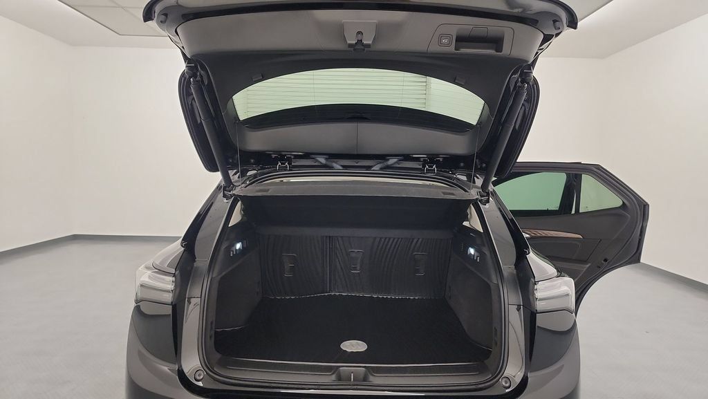 Used 2023 Buick Envision Avenir AWD/4WD image 25