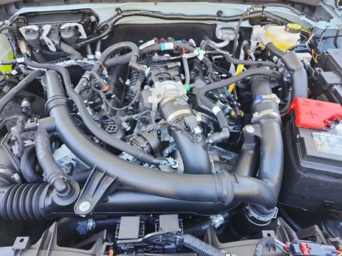 New 2025 Ford Bronco Heritage Edition image 29