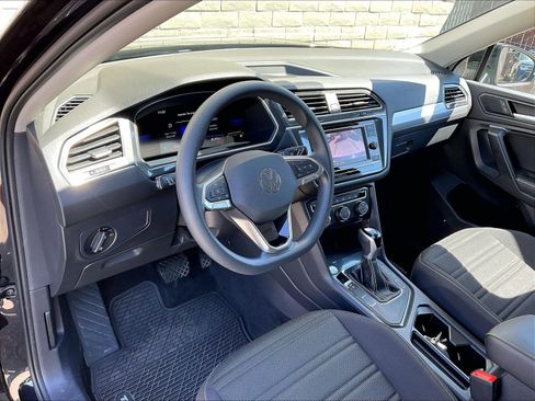 Certified 2023 Volkswagen Tiguan S FWD image 12