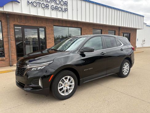 Used 2024 Chevrolet Equinox LT w/ LPO, Floor Liner Package AWD/4WD image 29