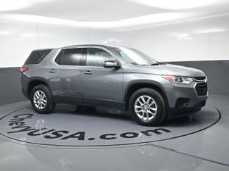 Used 2021 Chevrolet Traverse LS video 2
