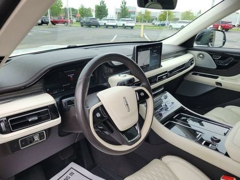Certified 2023 Lincoln Aviator Black Label w/ Dynamic Handling Package AWD/4WD image 32