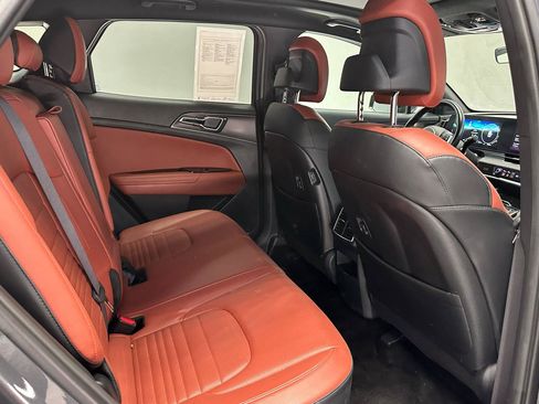 Used 2023 Kia Sportage SX Prestige AWD/4WD image 12