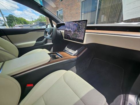 Used 2023 Tesla Model X AWD/4WD image 58