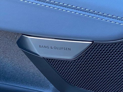 Used 2022 Audi e-tron GT Prestige w/ Prestige Package image 21