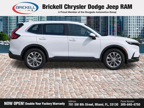 Used 2023 Honda CR-V LX image 8