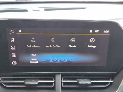 Used 2024 Chevrolet Trax LT image 14