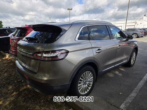 Used 2019 Lincoln Nautilus FWD image 6