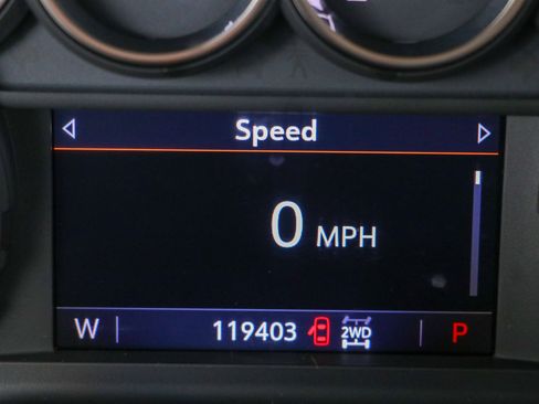 Used 2019 Chevrolet Silverado 1500 LTZ w/ LTZ Plus Package AWD/4WD image 17