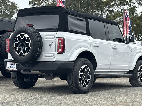 Used 2024 Ford Bronco Outer Banks AWD/4WD image 5