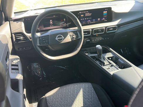 New 2026 Nissan Sentra SV w/ SV Convenience Package FWD image 18