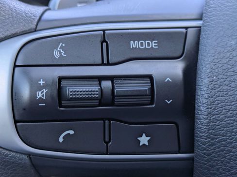 Certified 2025 Kia Sportage LX FWD image 30