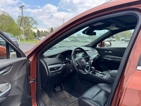 Used 2019 Cadillac XT4 Premium Luxury AWD/4WD image 8