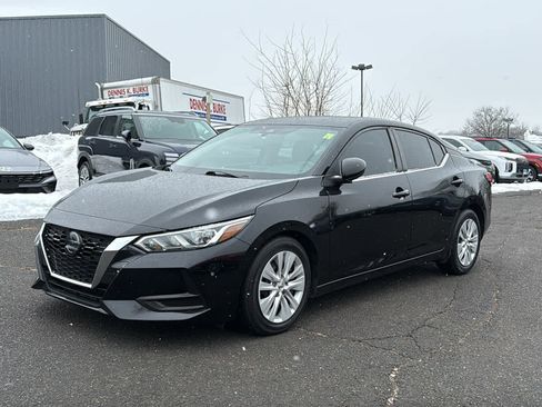 Used 2020 Nissan Sentra S image 3