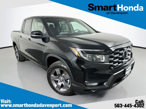 Used 2025 Honda Ridgeline TrailSport image 1
