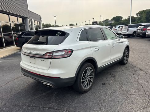 Used 2019 Lincoln Nautilus Reserve AWD/4WD image 7