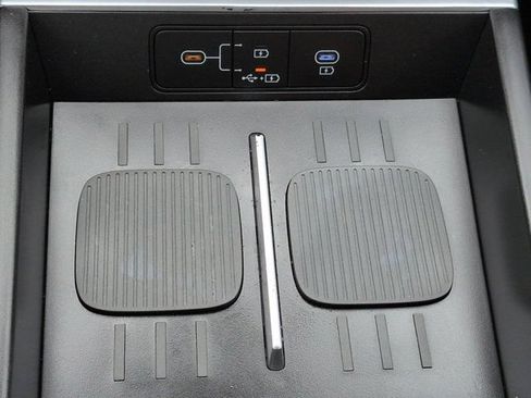 Certified 2025 Hyundai Santa Fe SE FWD image 21
