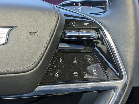 New 2025 Cadillac Escalade IQ Luxury 2 image 28