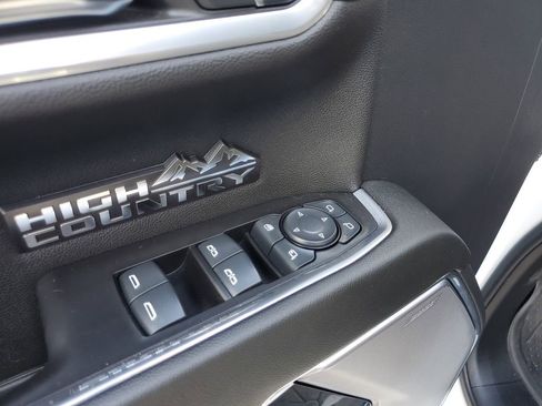Used 2024 Chevrolet Silverado 1500 High Country image 22