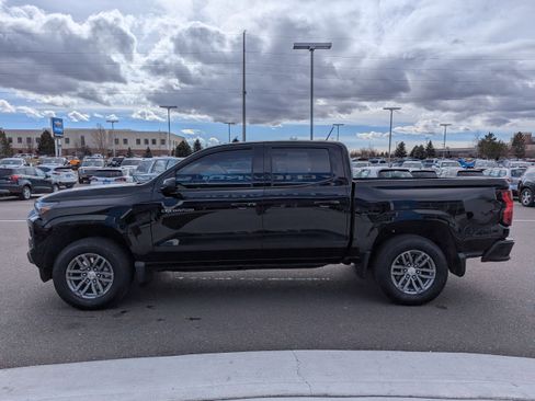 Used 2025 Chevrolet Colorado LT w/ Advanced Trailering Package image 9