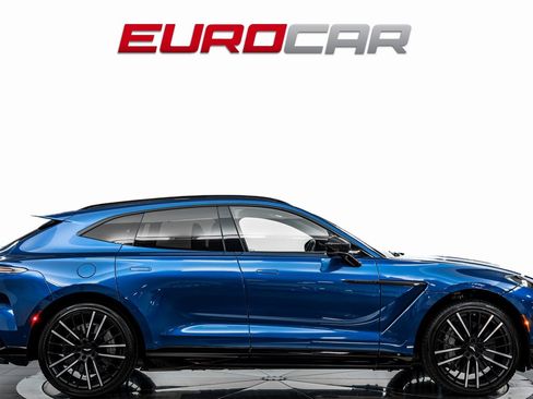 Used 2023 Aston Martin DBX 707 image 6