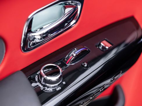 Used 2019 Rolls-Royce Phantom Sedan image 86