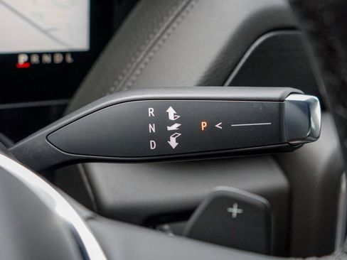 New 2026 GMC Yukon XL Denali w/ Denali Reserve Package image 13