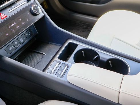 Certified 2026 Hyundai Sonata SEL FWD image 15