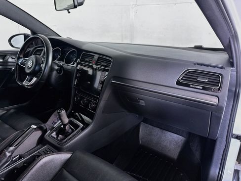 Used 2018 Volkswagen GTI SE w/ SE Leather Package FWD image 27