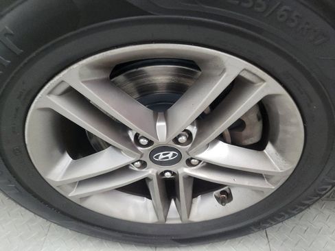 Used 2017 Hyundai Santa Fe Sport image 31