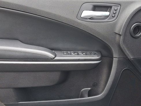 Used 2021 Dodge Charger SXT w/ Leather Interior Group image 13