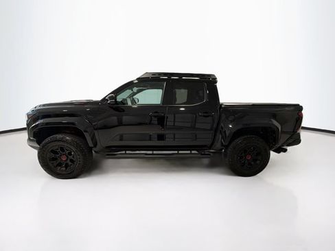 Certified 2025 Toyota Tacoma TRD Pro AWD/4WD image 4