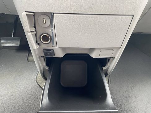 Used 2016 Honda Odyssey LX image 31