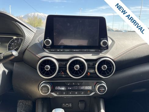 Used 2022 Nissan Sentra SR w/ SR Premium Package image 23