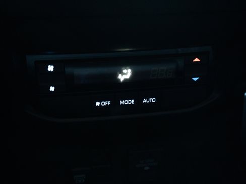 Used 2023 Toyota Sequoia Limited image 44