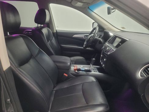 Used 2017 Nissan Pathfinder SL w/ SL Tech Package FWD image 21