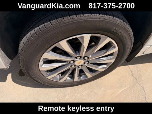 Used 2023 Chevrolet Traverse Premier image 10