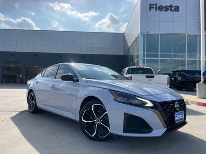 Certified 2023 Nissan Altima 2.5 SR