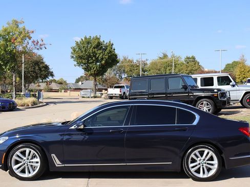 Used 2017 BMW 750i xDrive image 6